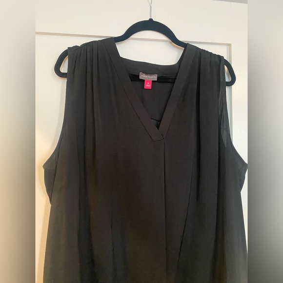 Vince Camuto black shell tank - Picture 4 of 5